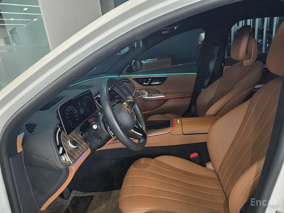 Фото 11 - Mercedes-Benz E-Class