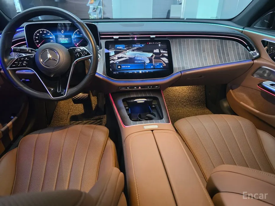 Фото 7 - Mercedes-Benz E-Class