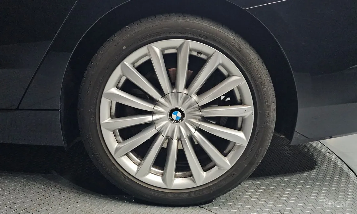 BMW Gran Turismo 2017 630i xDrive Luxury