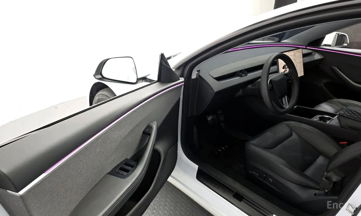 Фото 11 - Tesla Model 3