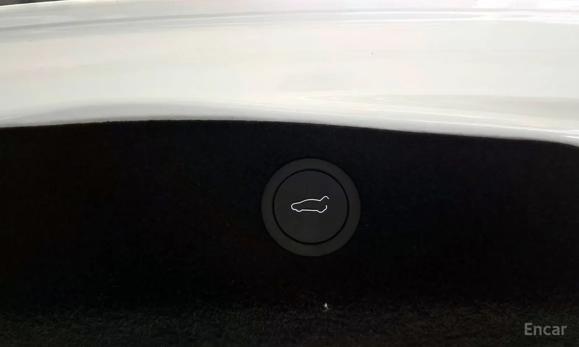 Фото 19 - Tesla Model 3