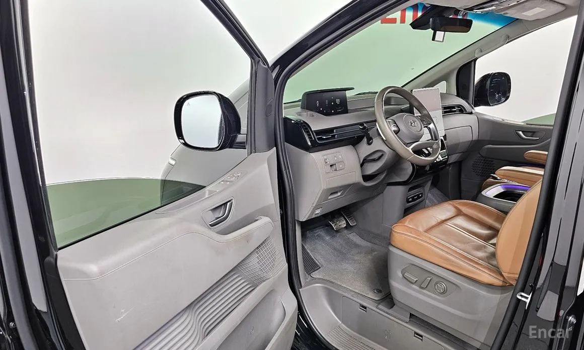 Фото 10 - Hyundai Staria