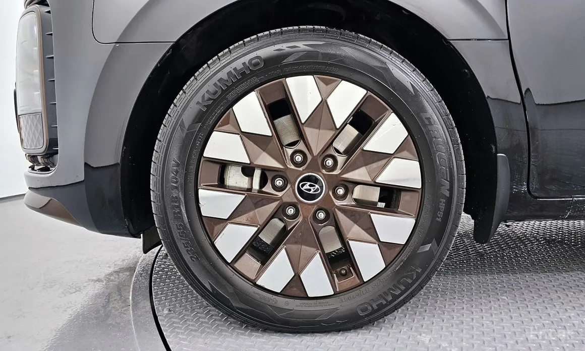 Фото 5 - Hyundai Staria