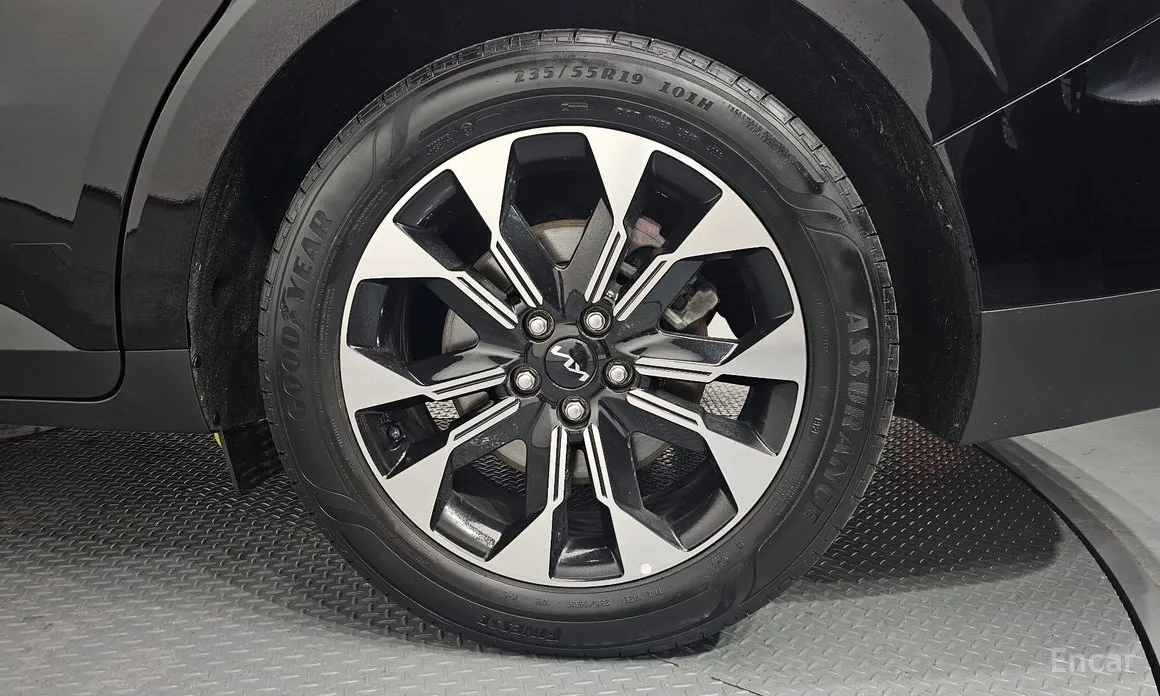 Фото 5 - Kia Carnival