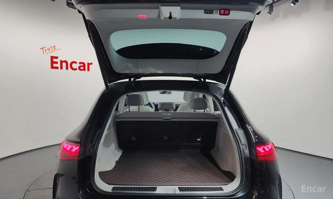 Фото 20 - Mercedes-Benz EQE