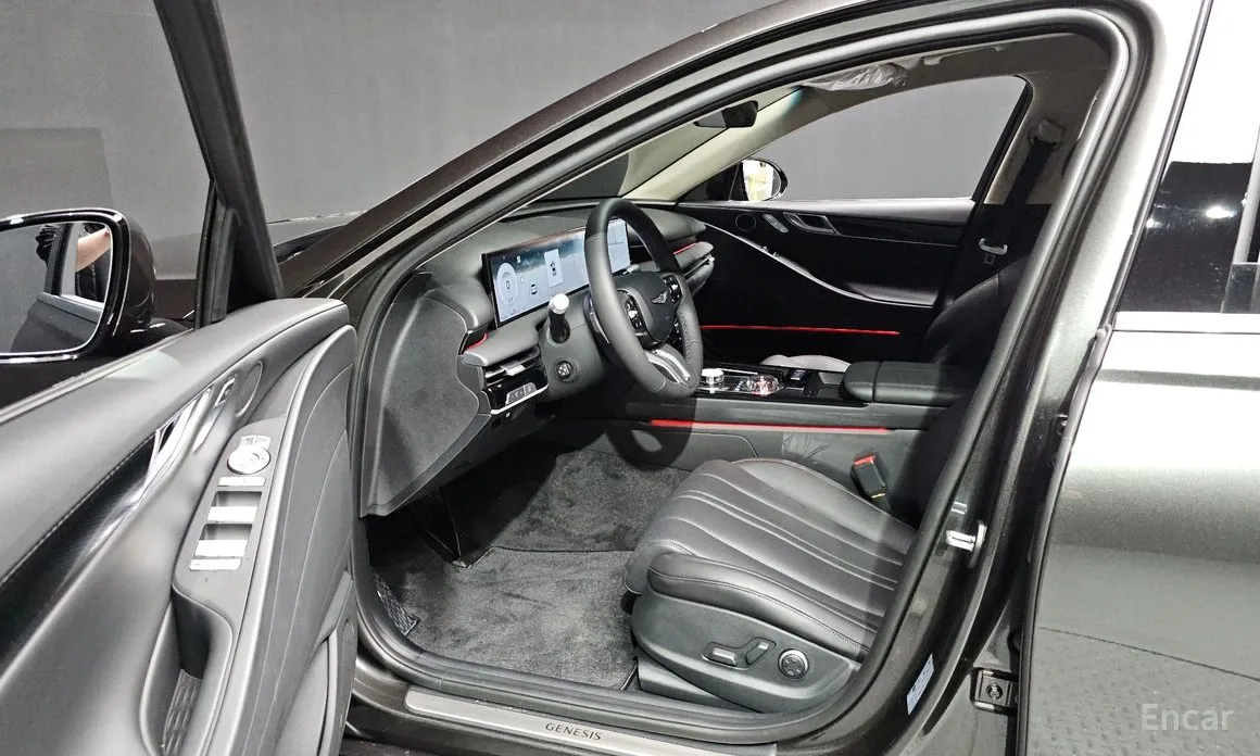 Фото 10 - Genesis G80