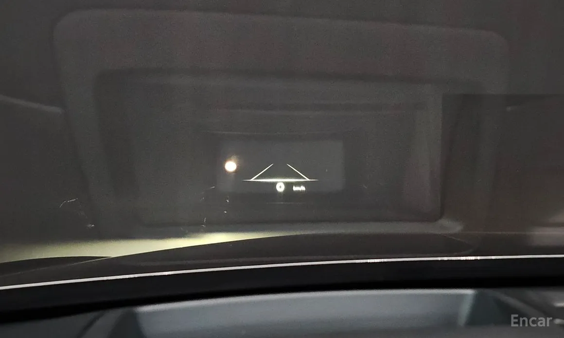 Фото 15 - Genesis G80