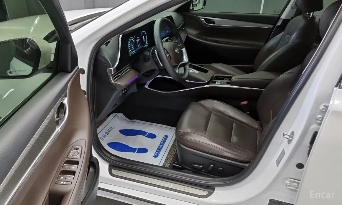 Photo 10 - Hyundai Grandeur