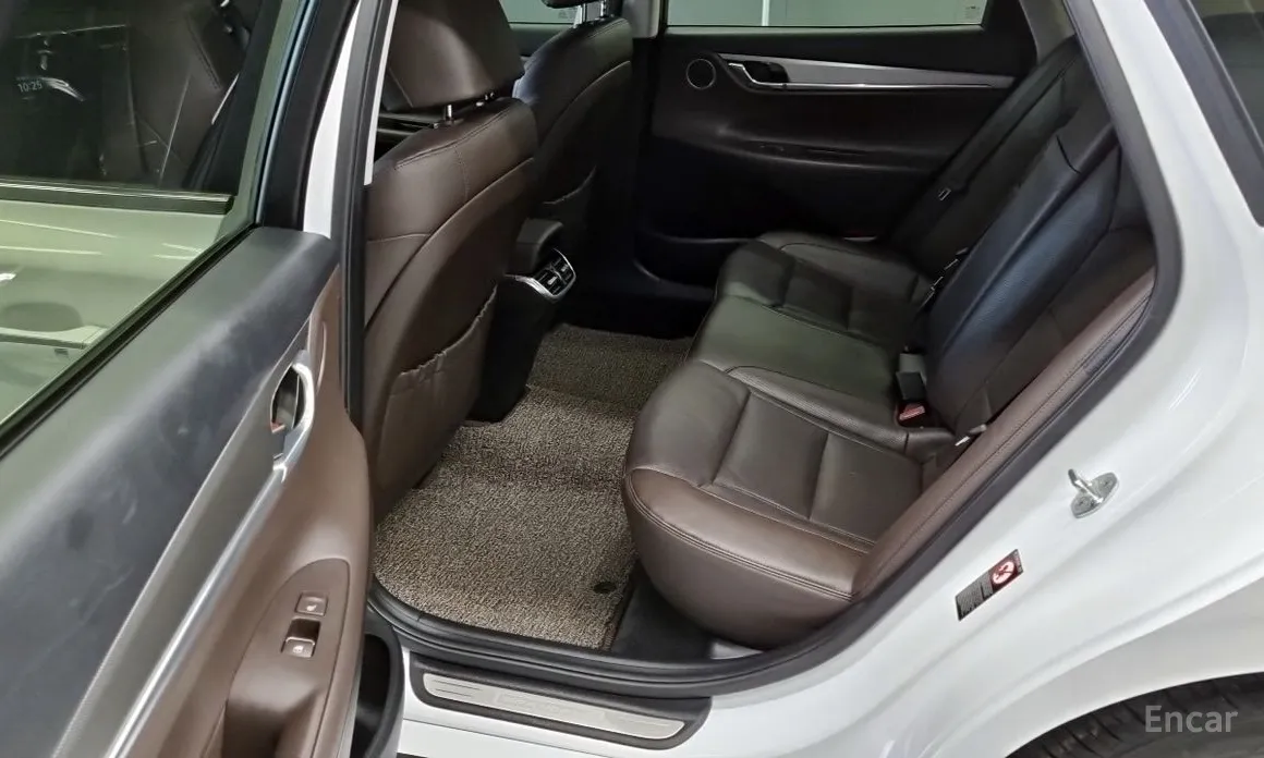 Photo 11 - Hyundai Grandeur