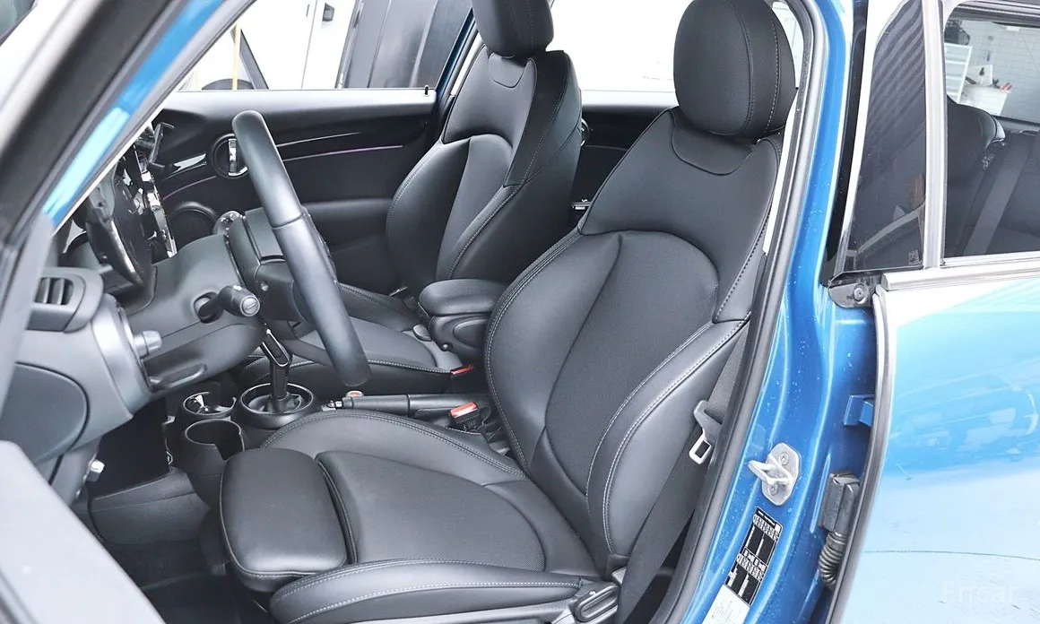 Фото 15 - Mini Cooper