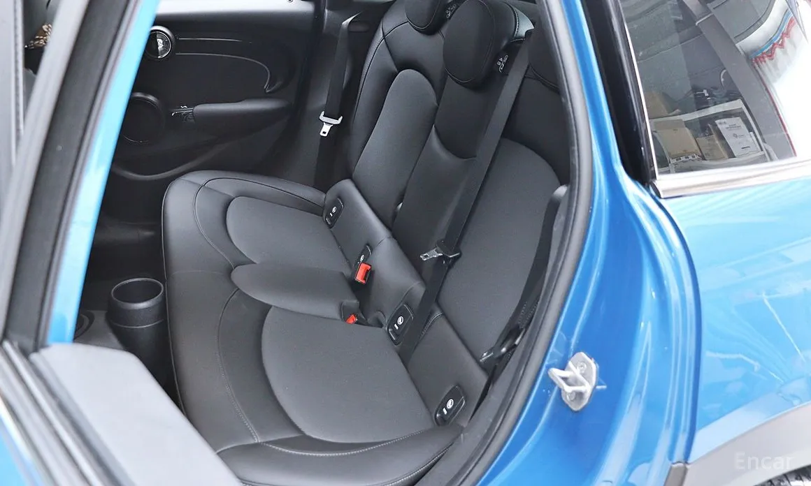 Фото 16 - Mini Cooper