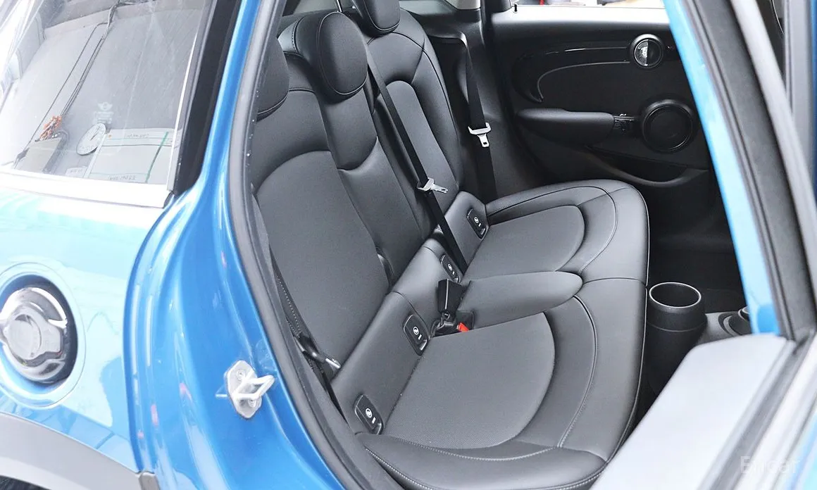 Фото 17 - Mini Cooper