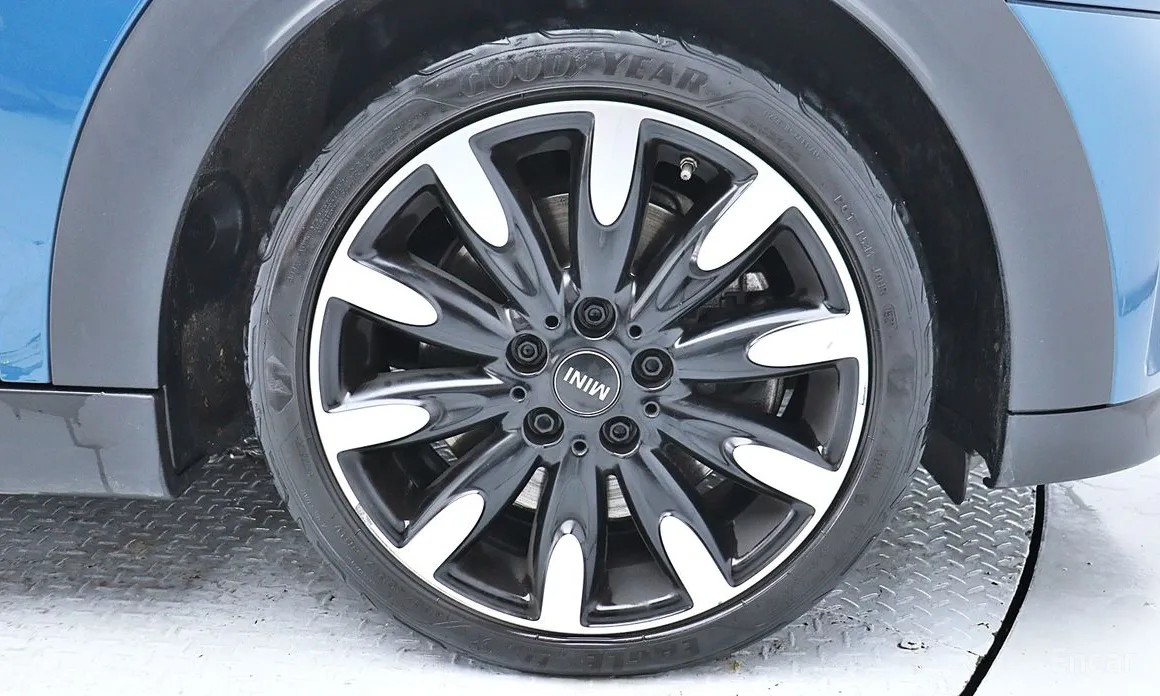 Фото 7 - Mini Cooper