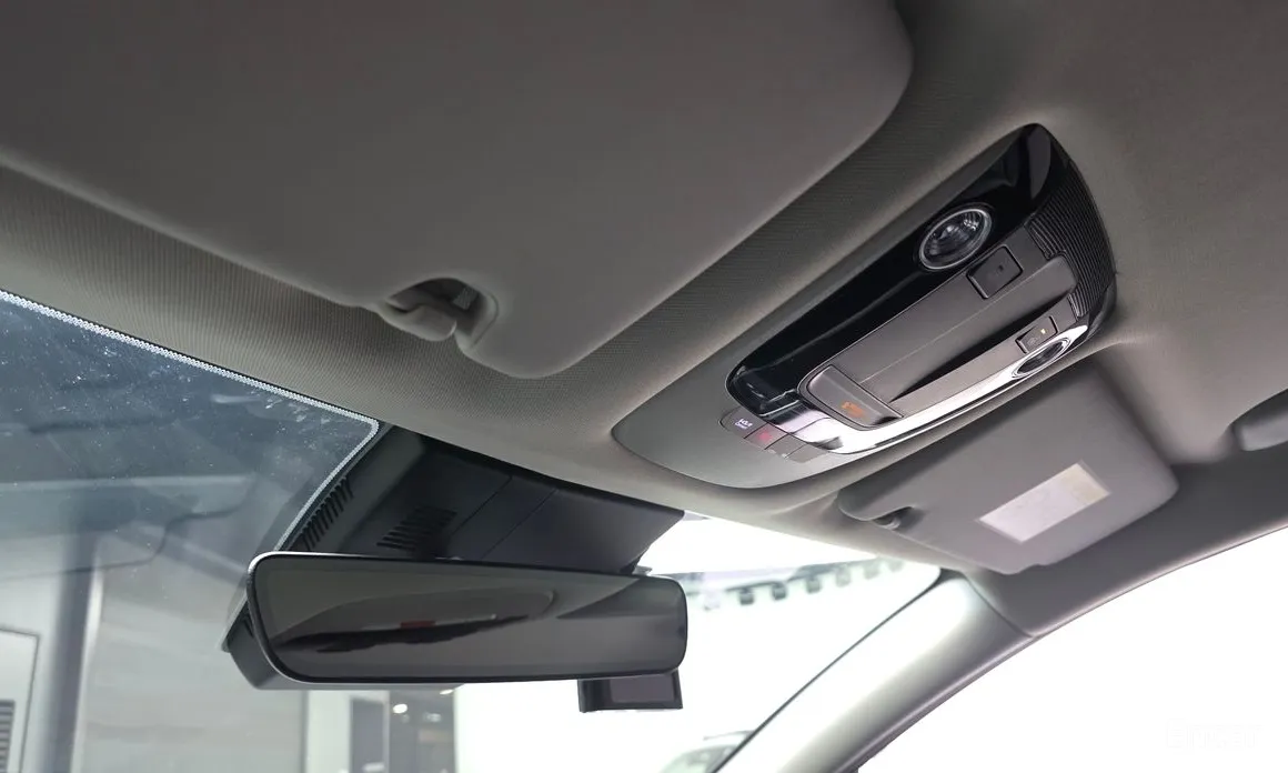 Фото 17 - Kia Sportage