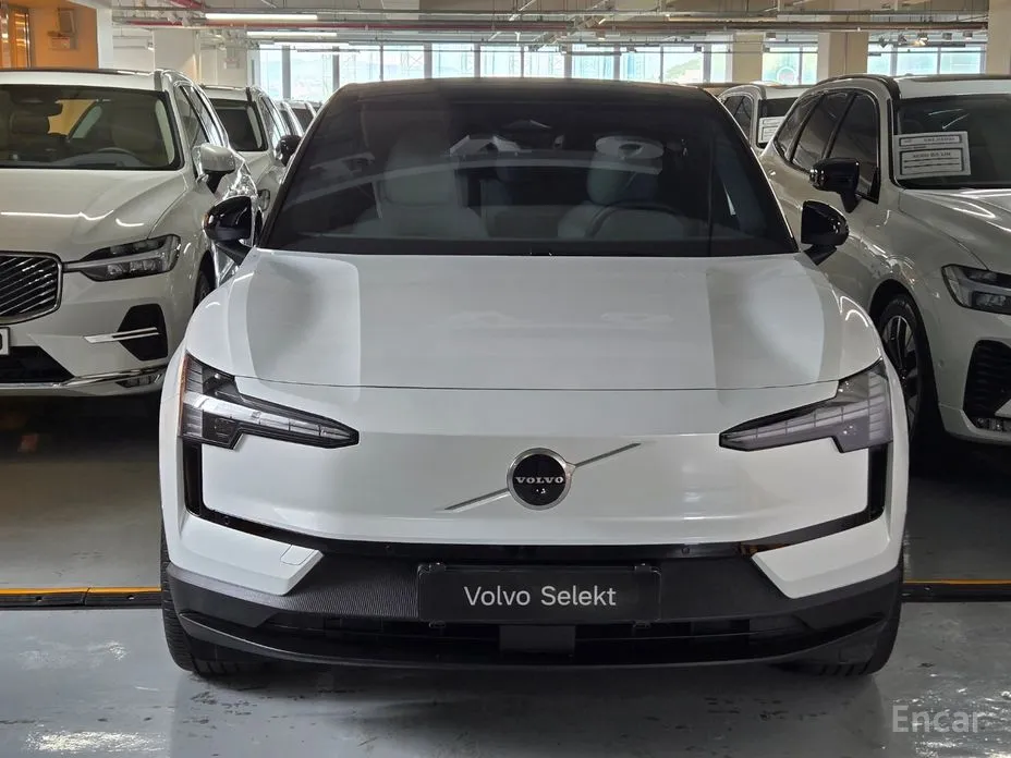 Фото 1 - Volvo EX30