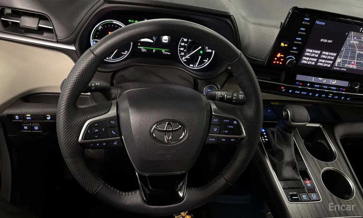 Photo 13 - Toyota Sienna