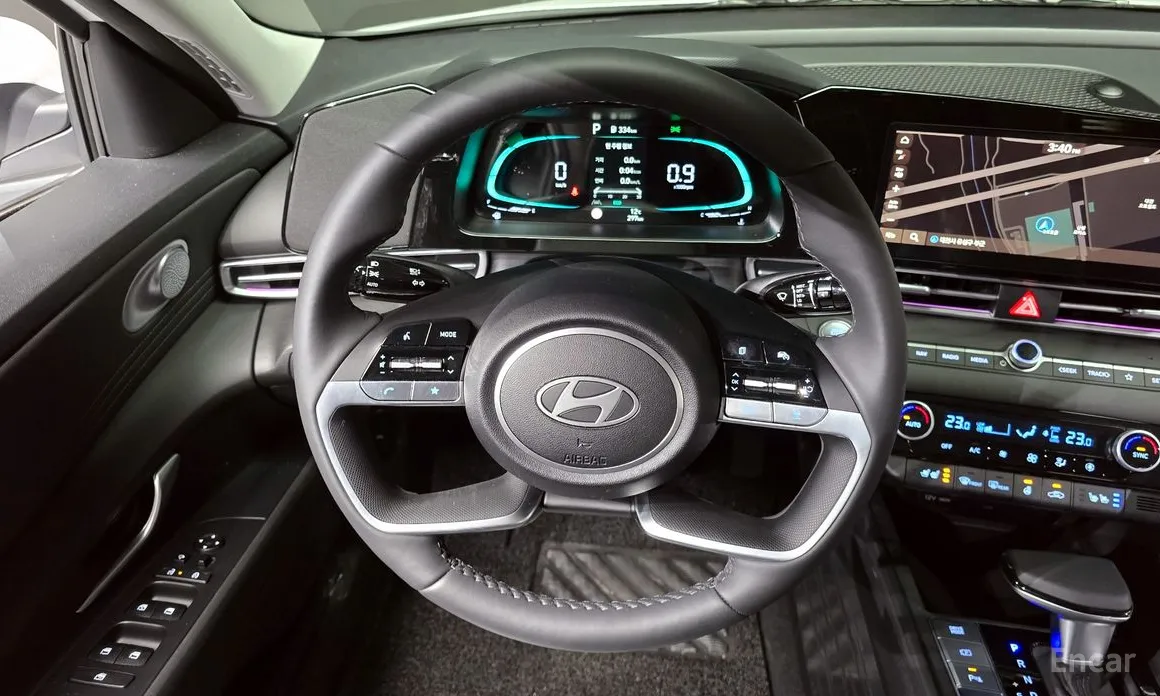 Фото 13 - Hyundai Avante