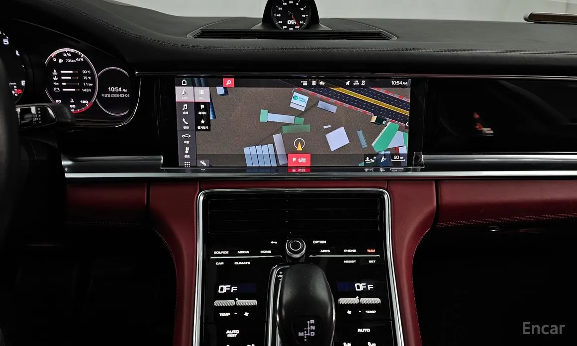 Фото 14 - Porsche Panamera