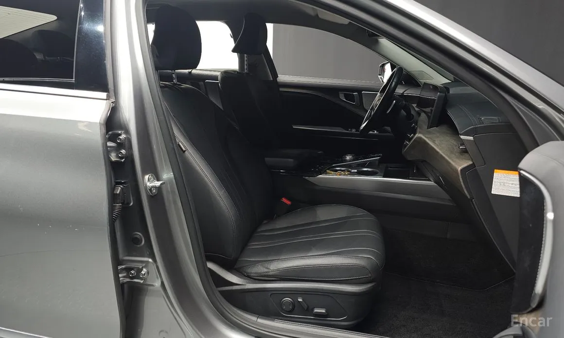 Фото 10 - Kia K8