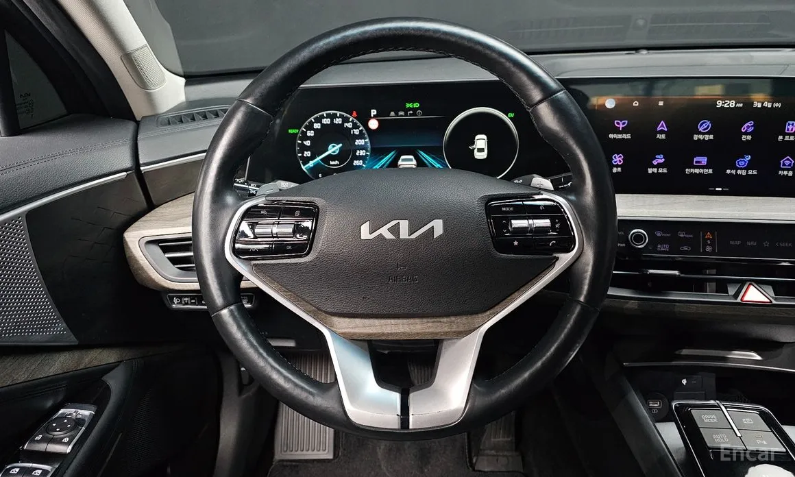 Фото 13 - Kia K8