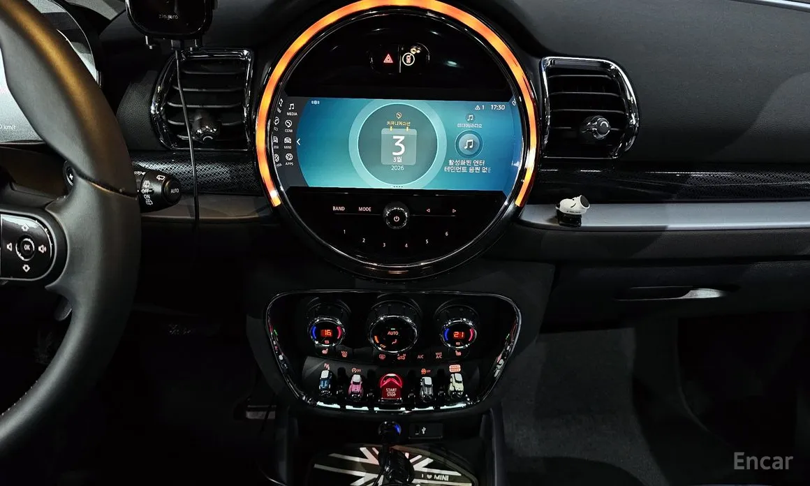 Фото 14 - Mini Clubman