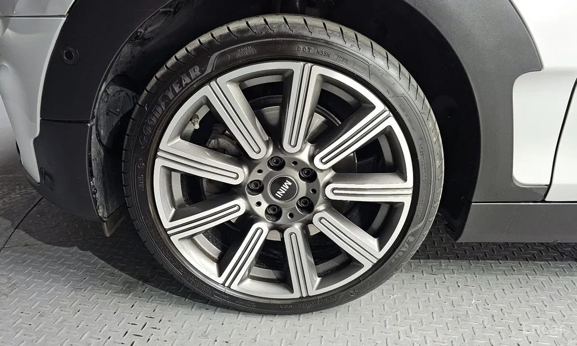 Фото 5 - Mini Clubman