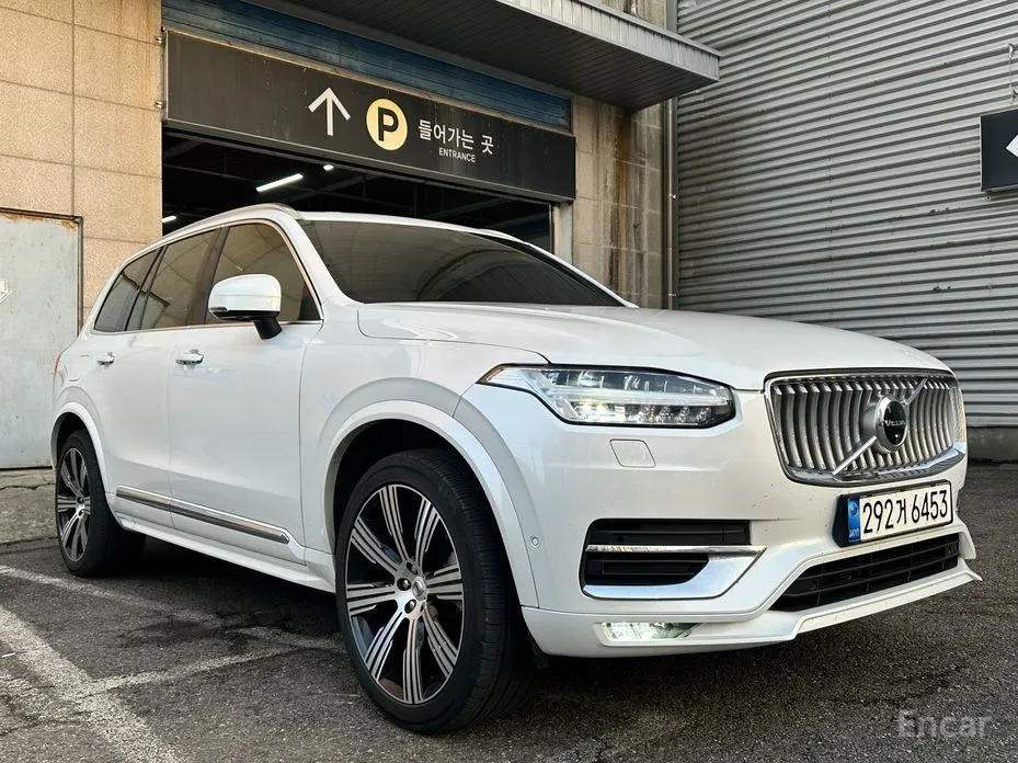 Фото 4 - Volvo XC90