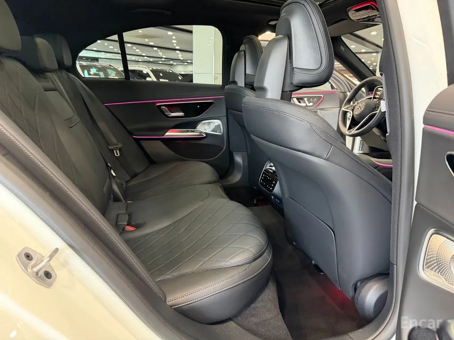 Mercedes-Benz E-Class 2024 E450 4MATIC Exclusive
