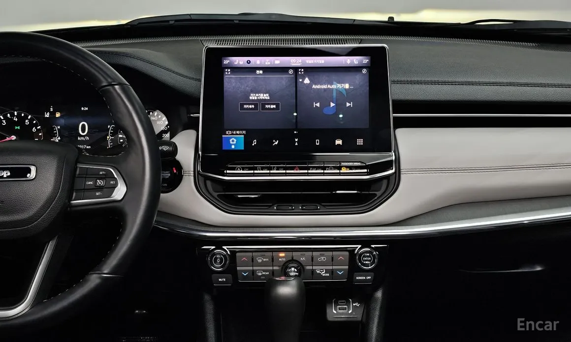 Фото 14 - Jeep Compass