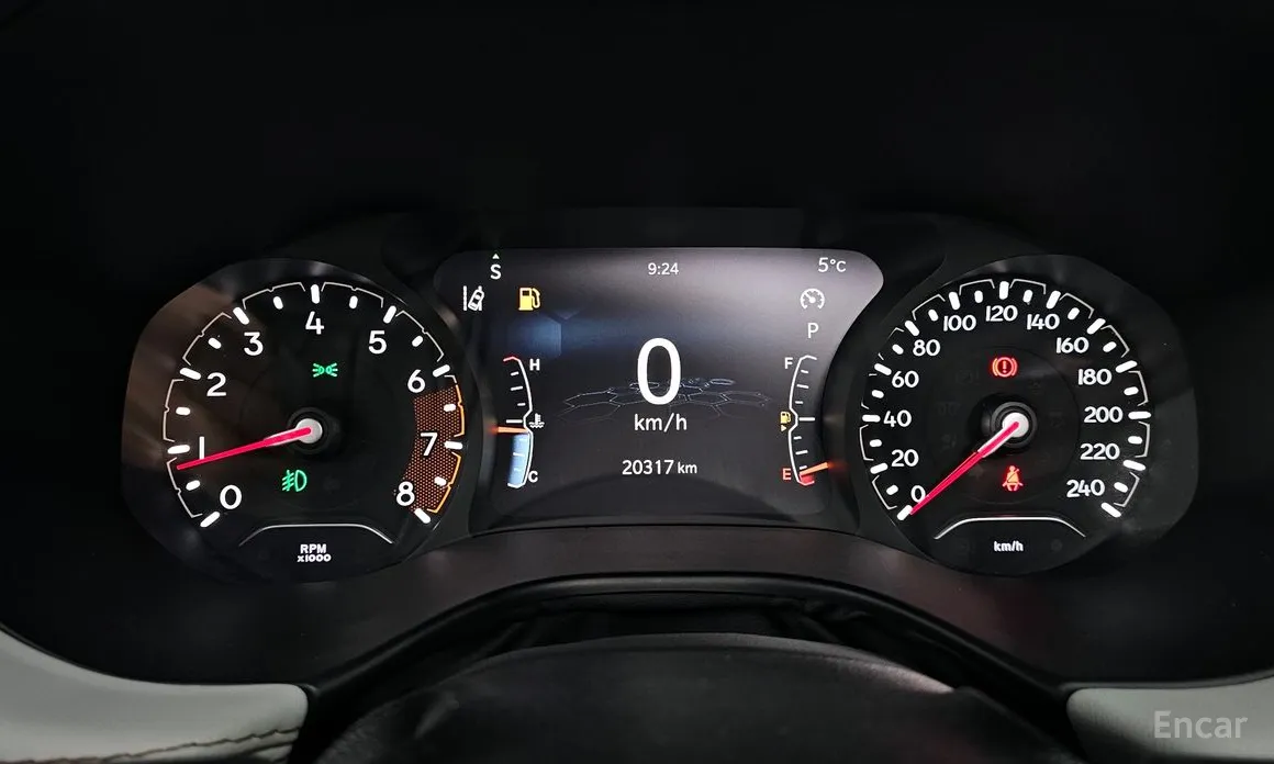 Фото 8 - Jeep Compass