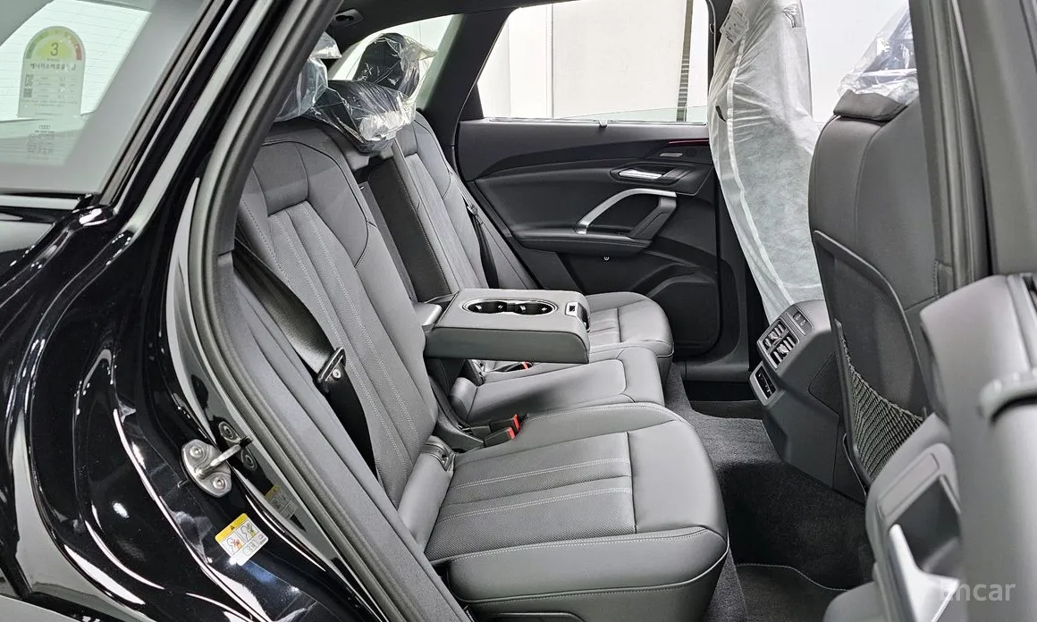 Фото 12 - Audi Q5