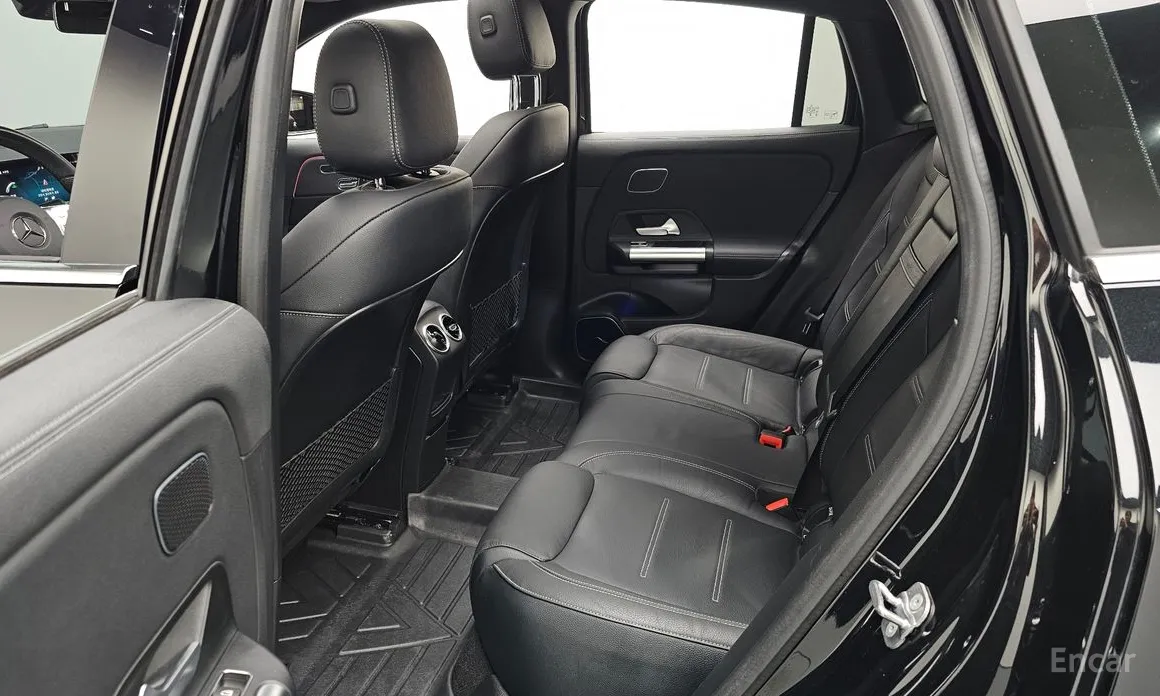 Фото 12 - Mercedes-Benz EQA