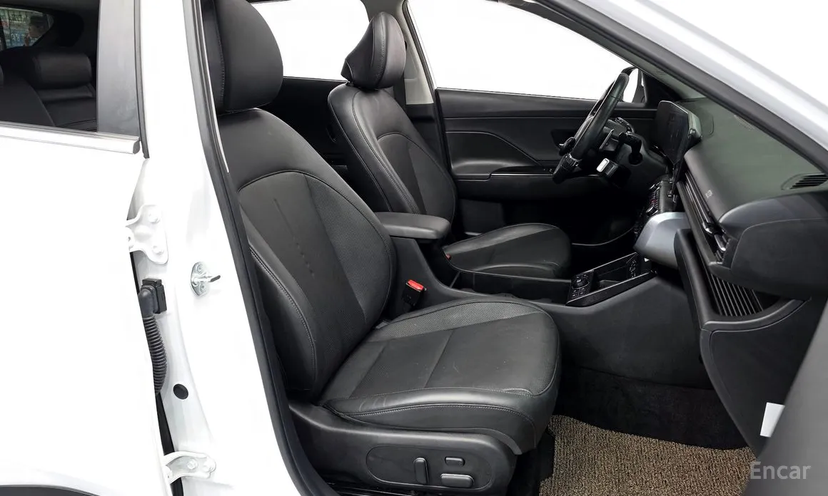 Фото 10 - Hyundai Kona