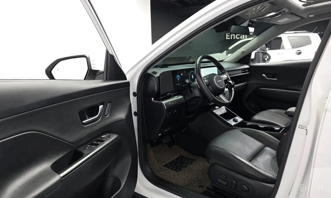 Фото 11 - Hyundai Kona