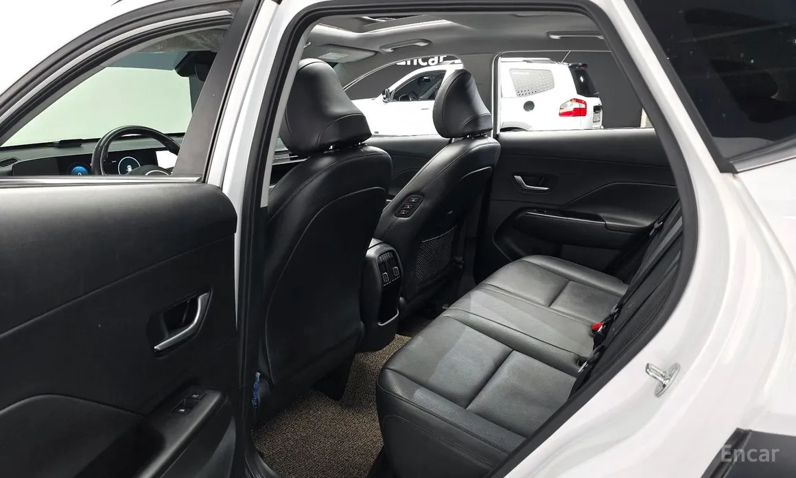 Фото 12 - Hyundai Kona