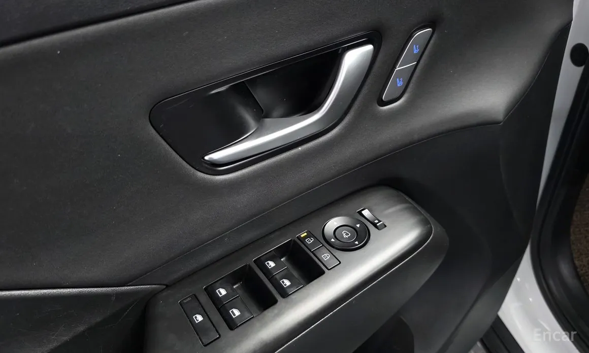 Фото 18 - Hyundai Kona