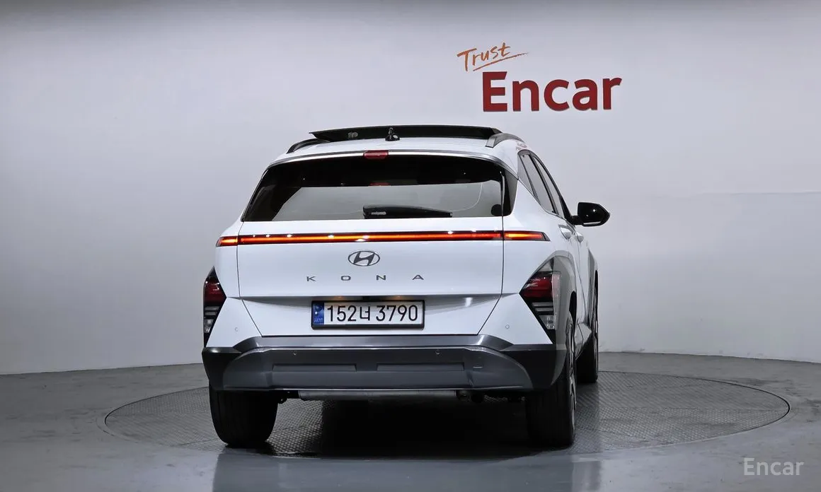 Фото 4 - Hyundai Kona