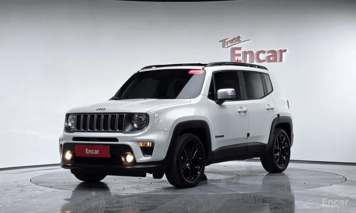 Фото 11 - Jeep Renegade