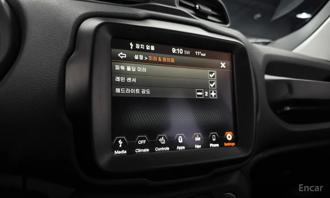 Фото 16 - Jeep Renegade