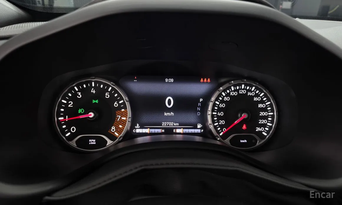 Фото 8 - Jeep Renegade