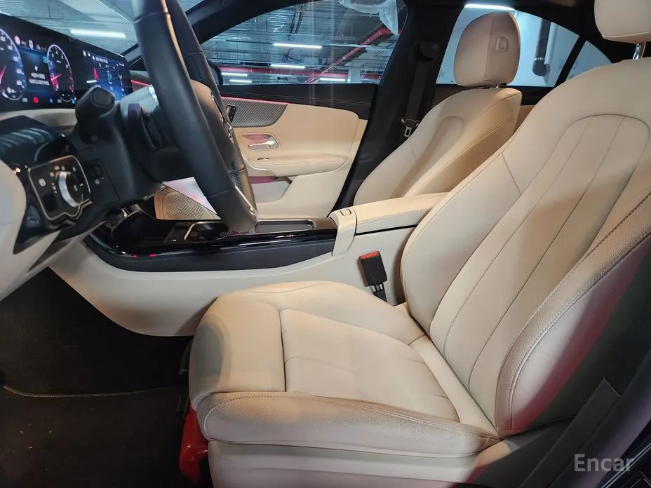 Фото 10 - Mercedes-Benz CLA-Class