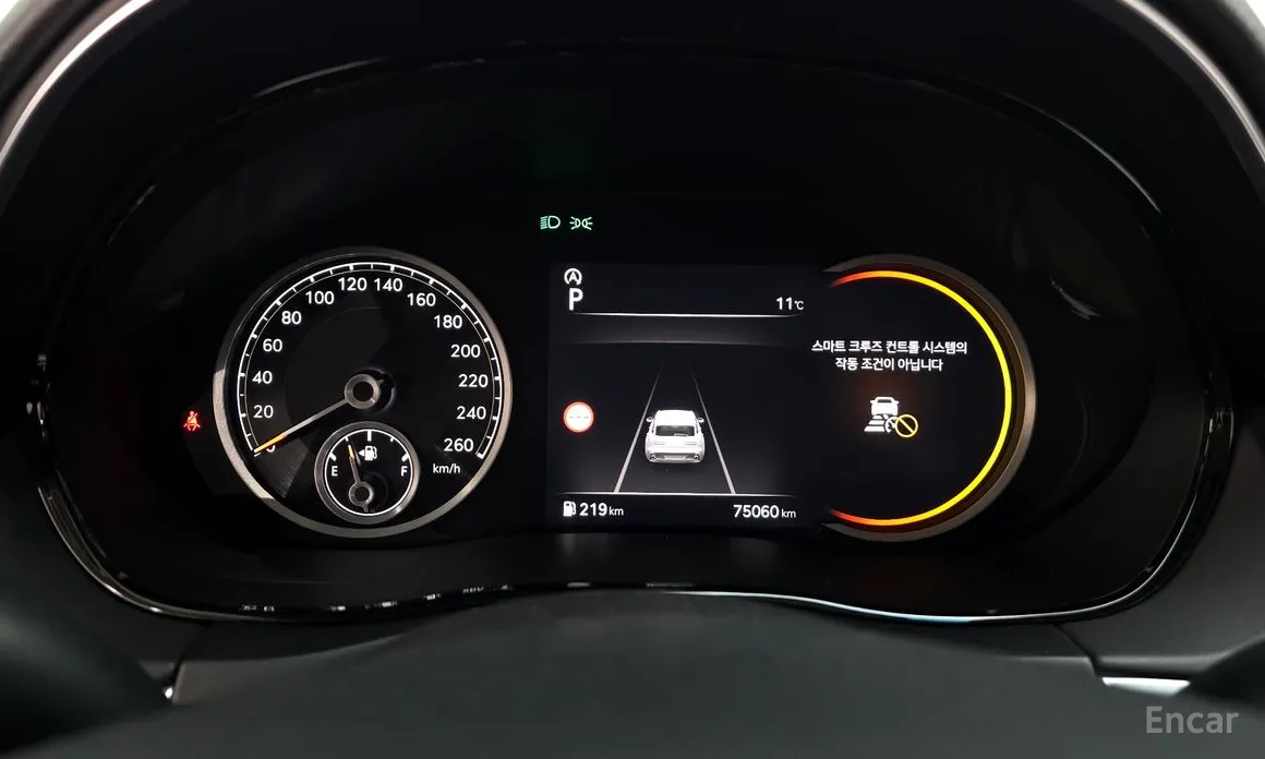 Фото 8 - Genesis GV70