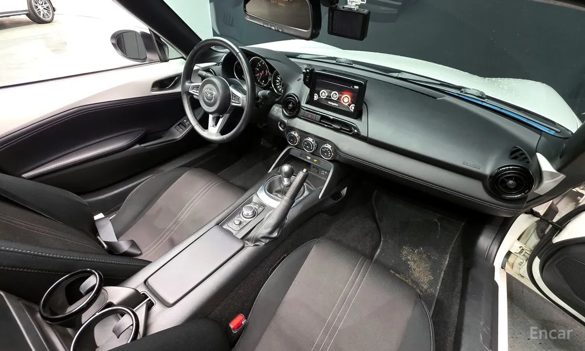 Фото 7 - Mazda MX-5 Miata