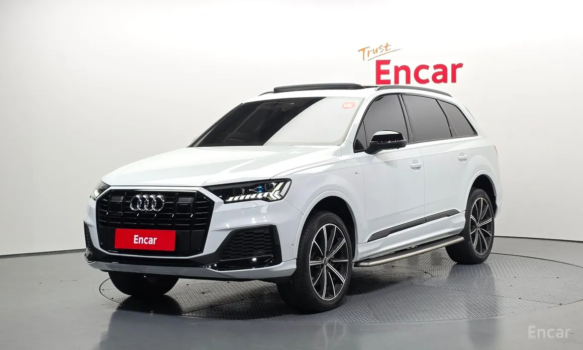 Фото 1 - Audi Q7