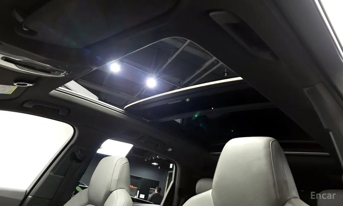 Фото 19 - Audi Q7