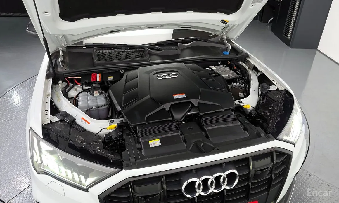 Фото 6 - Audi Q7