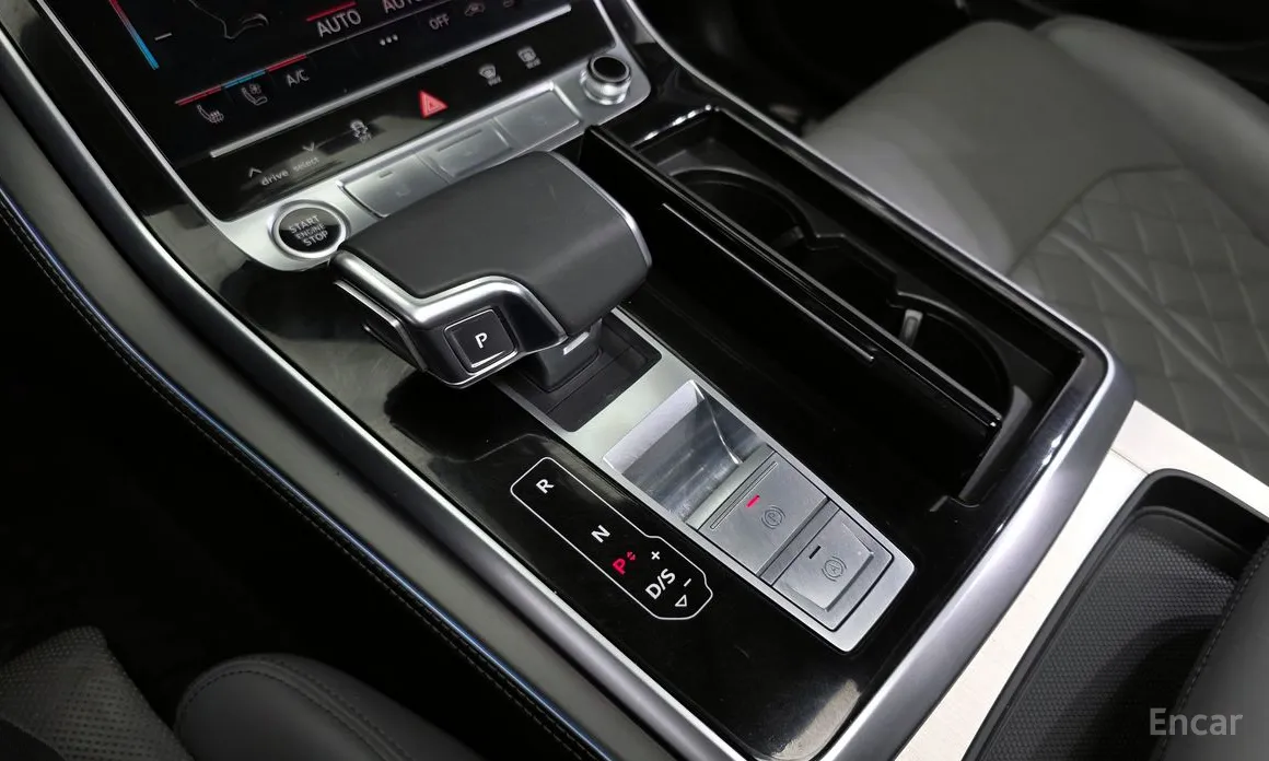 Фото 9 - Audi Q7