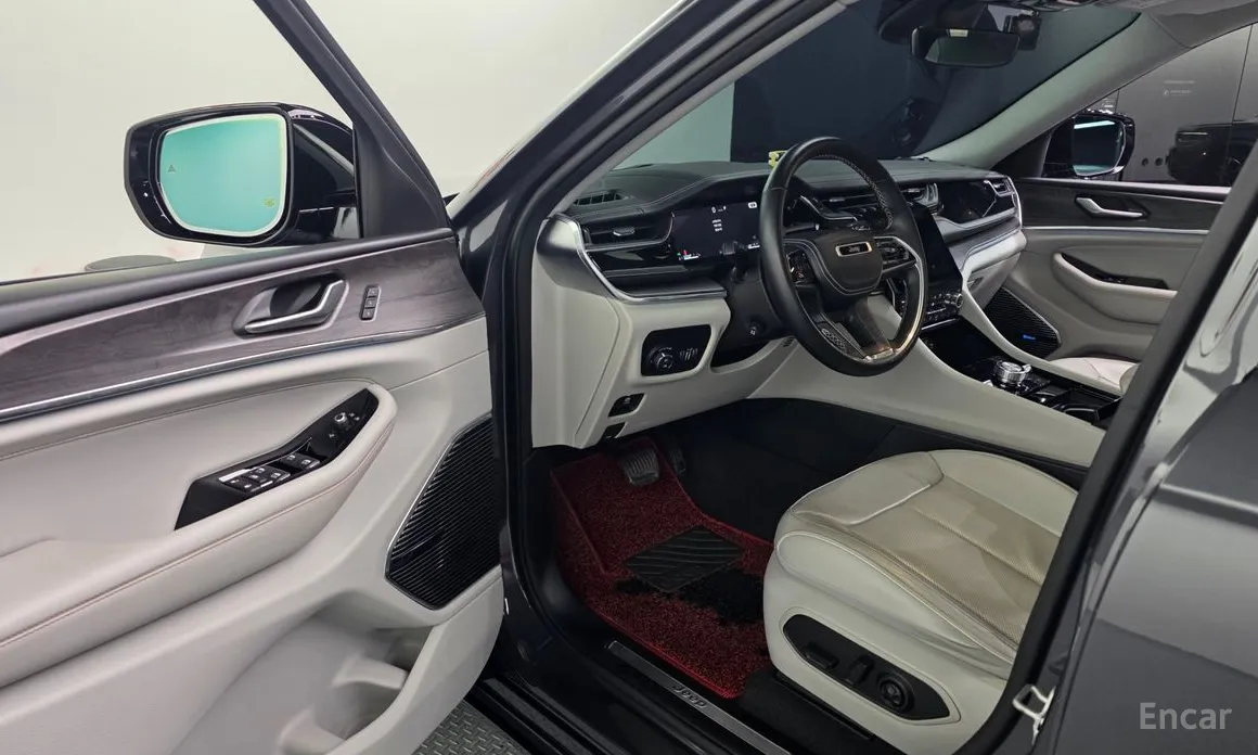 Фото 10 - Jeep Cherokee