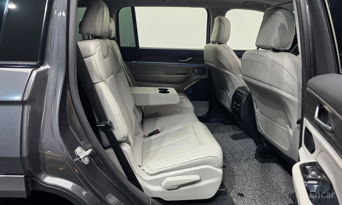 Фото 12 - Jeep Cherokee