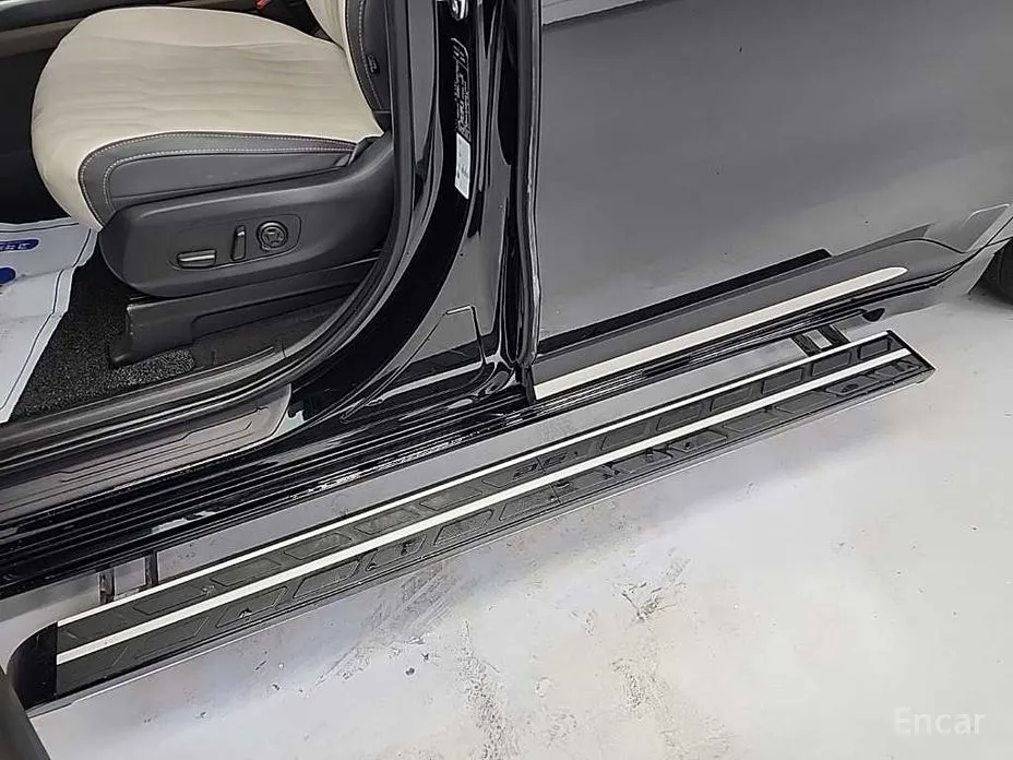 Фото 13 - Kia Carnival